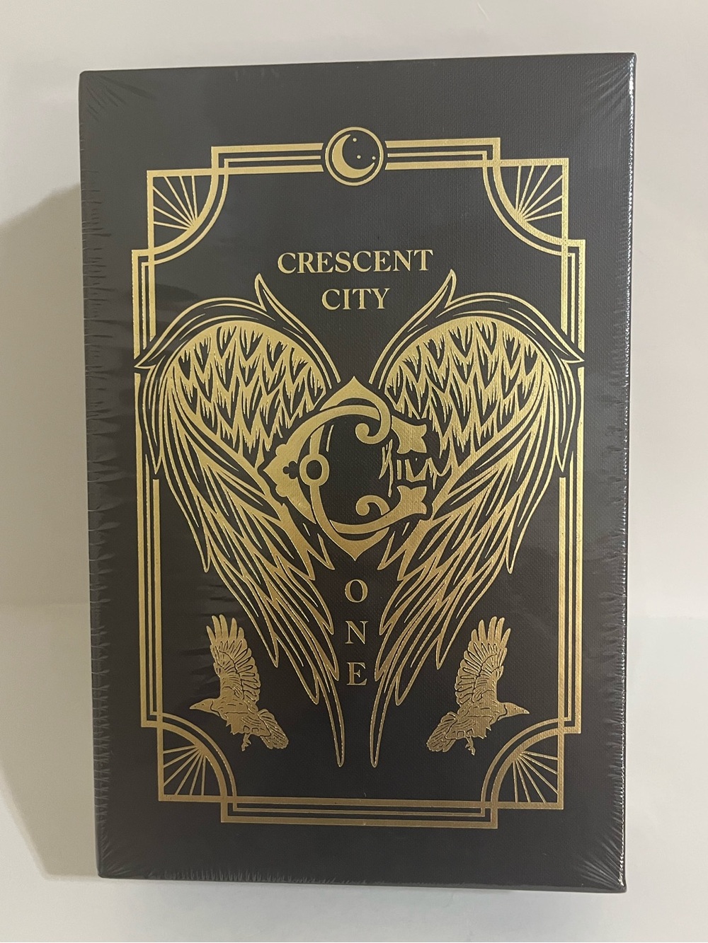 Fairyloot Edition Crescent City: House of Earth and Blood- Sealed
